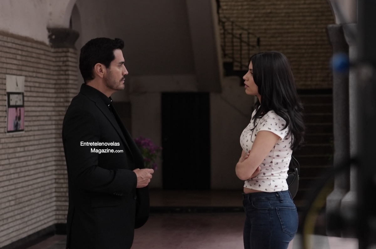 ¡De galán a sacerdote! Primeras imágenes de David Zepeda en la telenovela ‘Los hilos del pasado’