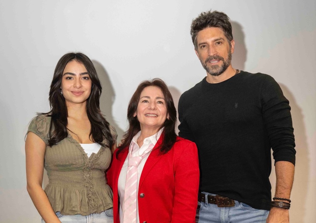 Conoce al elenco completo de la telenovela ‘Te esperaba’